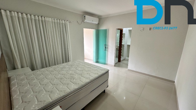 Casa à venda e aluguel com 3 quartos, 250m² - Foto 18