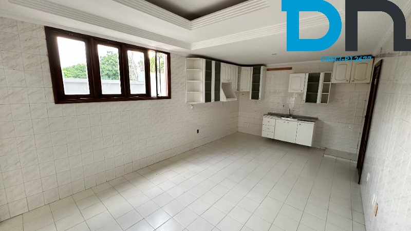 Casa à venda com 4 quartos, 228m² - Foto 15