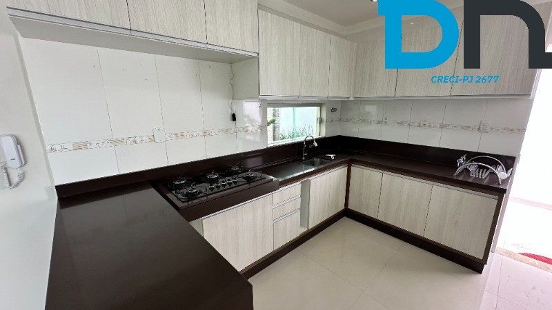 Casa à venda e aluguel com 3 quartos, 250m² - Foto 16