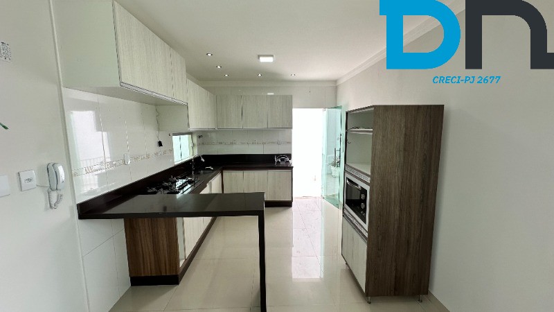 Casa à venda e aluguel com 3 quartos, 250m² - Foto 15