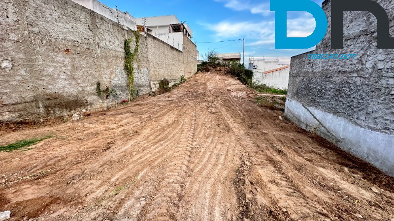 Terreno à venda, 200m² - Foto 2