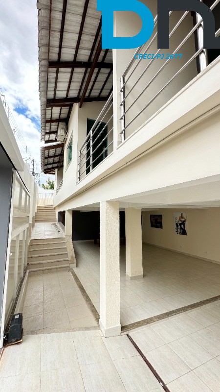 Casa à venda e aluguel com 3 quartos, 250m² - Foto 7