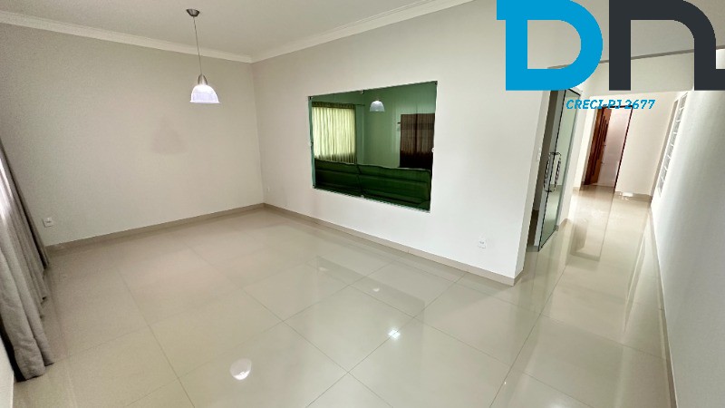 Casa à venda e aluguel com 3 quartos, 250m² - Foto 12