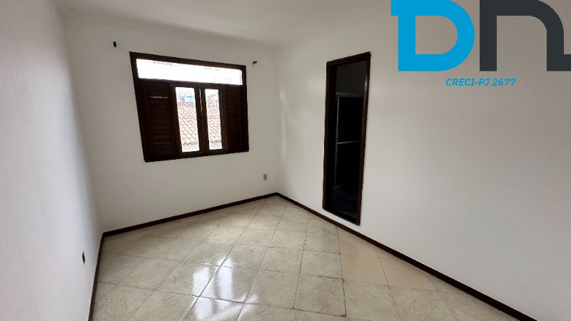 Casa à venda com 4 quartos, 228m² - Foto 28