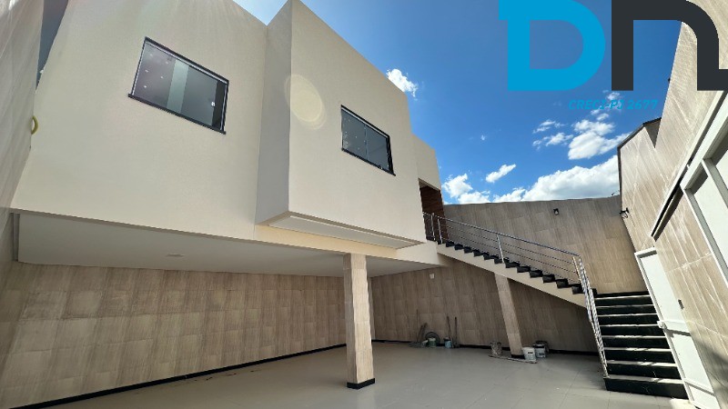 Casa à venda com 3 quartos, 303m² - Foto 4