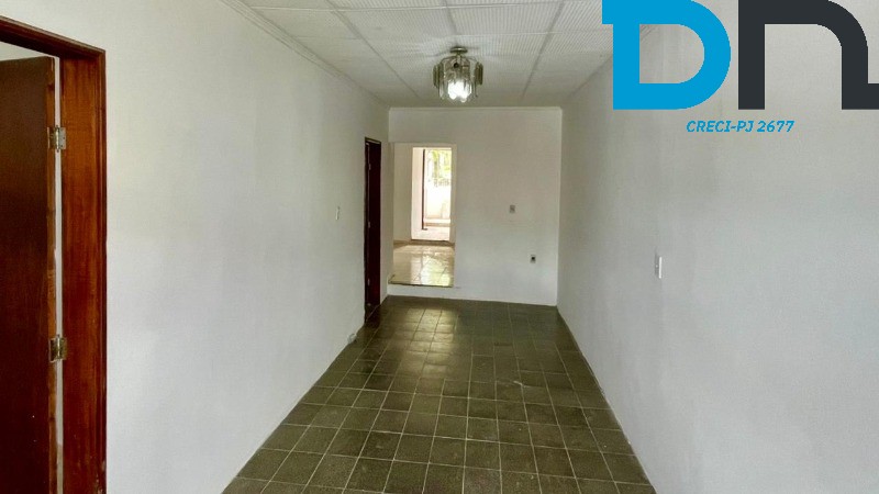 Casa à venda com 3 quartos, 212m² - Foto 6