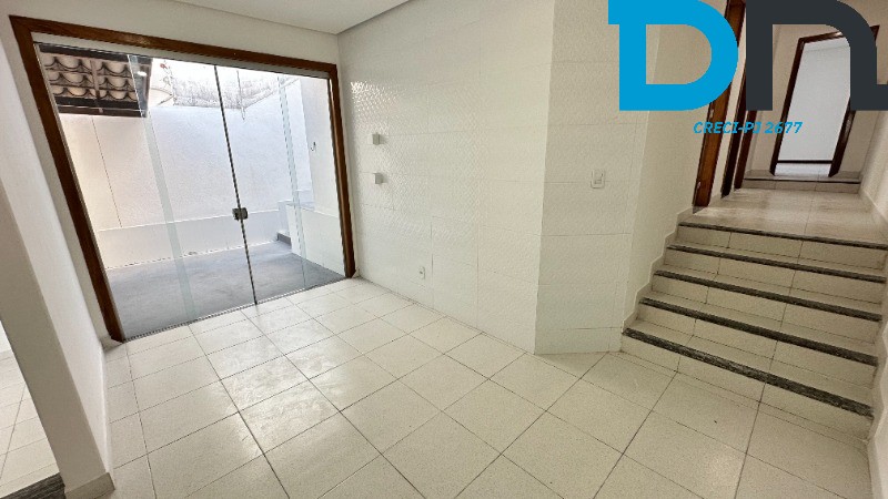 Casa à venda e aluguel com 3 quartos, 300m² - Foto 10