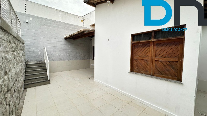 Casa à venda e aluguel com 3 quartos, 120m² - Foto 10