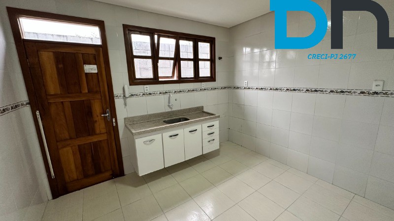 Casa à venda e aluguel com 3 quartos, 120m² - Foto 6