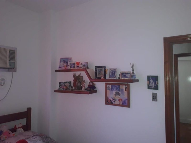 Apartamento à venda com 2 quartos, 62m² - Foto 4