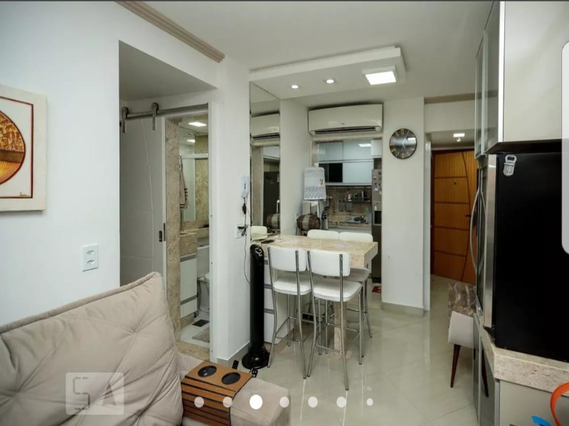 Apartamento à venda com 2 quartos, 50m² - Foto 2