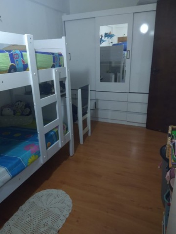 Apartamento à venda com 2 quartos, 62m² - Foto 2