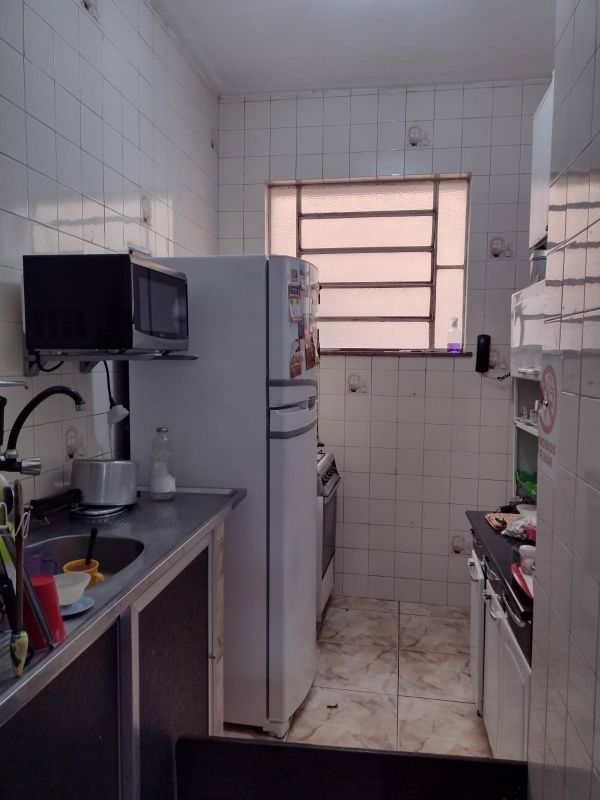 Apartamento à venda com 2 quartos, 57m² - Foto 11