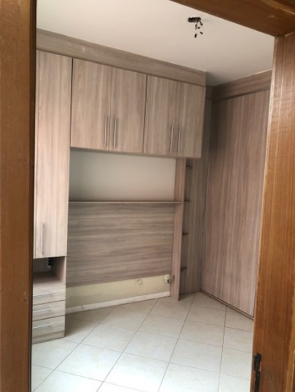 Apartamento à venda com 2 quartos, 67m² - Foto 16