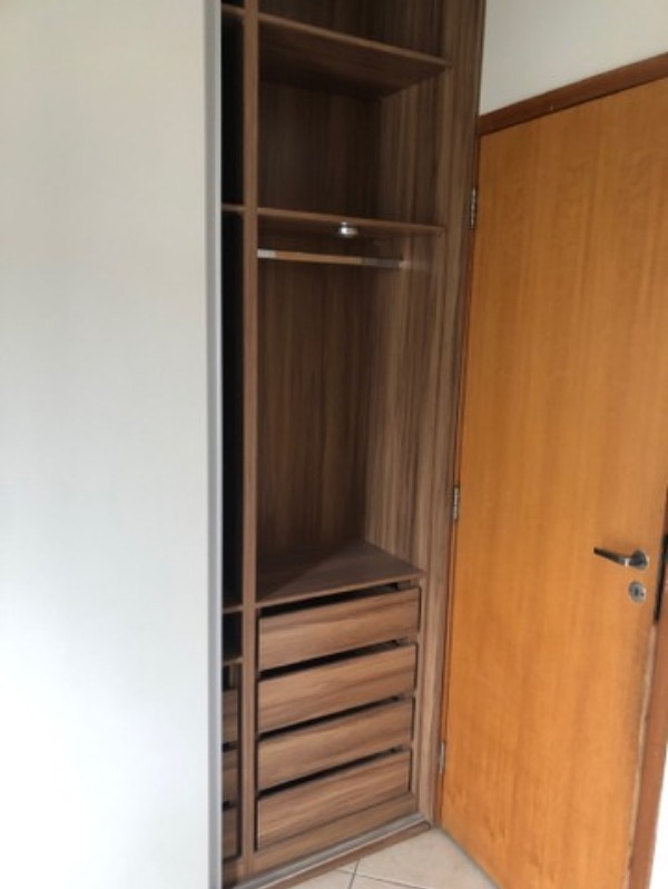 Apartamento à venda com 2 quartos, 67m² - Foto 10