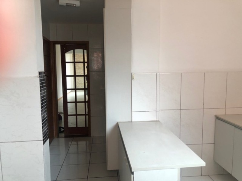 Apartamento à venda com 2 quartos, 67m² - Foto 7