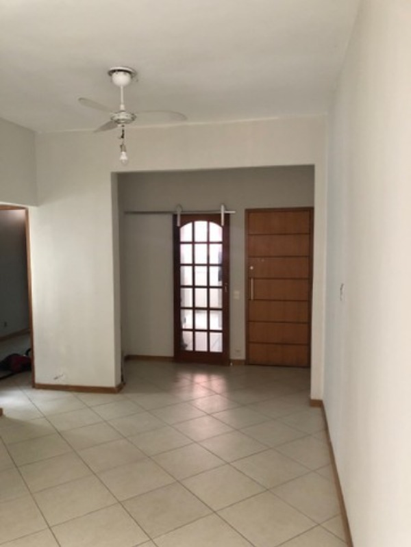 Apartamento à venda com 2 quartos, 67m² - Foto 9