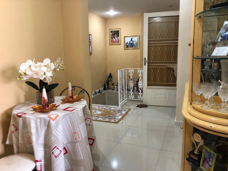 Apartamento à venda com 6 quartos, 240m² - Foto 19