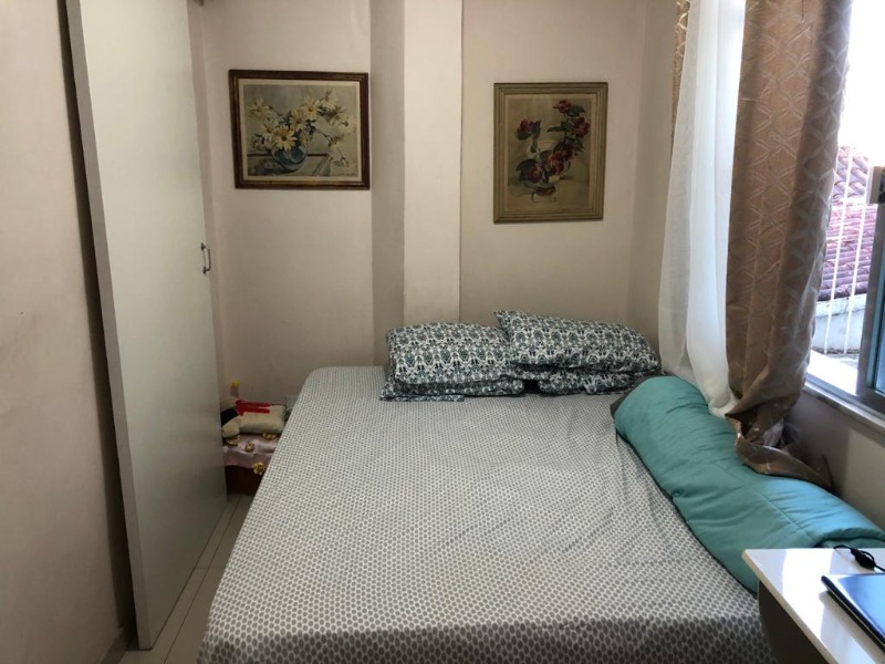 Apartamento à venda com 6 quartos, 240m² - Foto 2