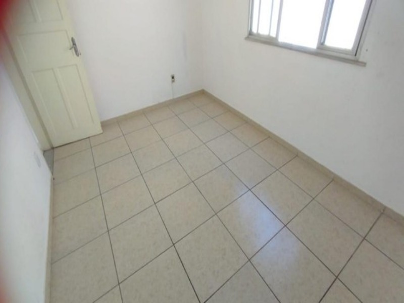 Apartamento à venda com 2 quartos, 70m² - Foto 12