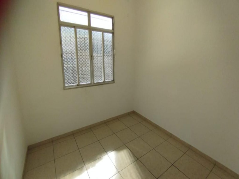 Apartamento à venda com 2 quartos, 70m² - Foto 5