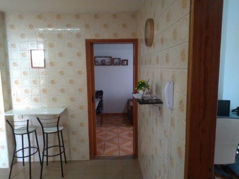 Apartamento à venda com 2 quartos, 62m² - Foto 17