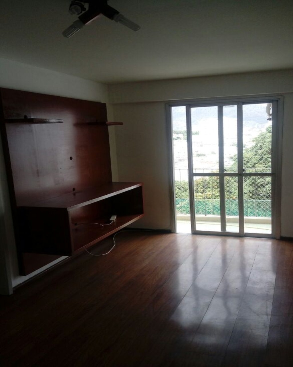 Apartamento à venda com 2 quartos, 57m² - Foto 2