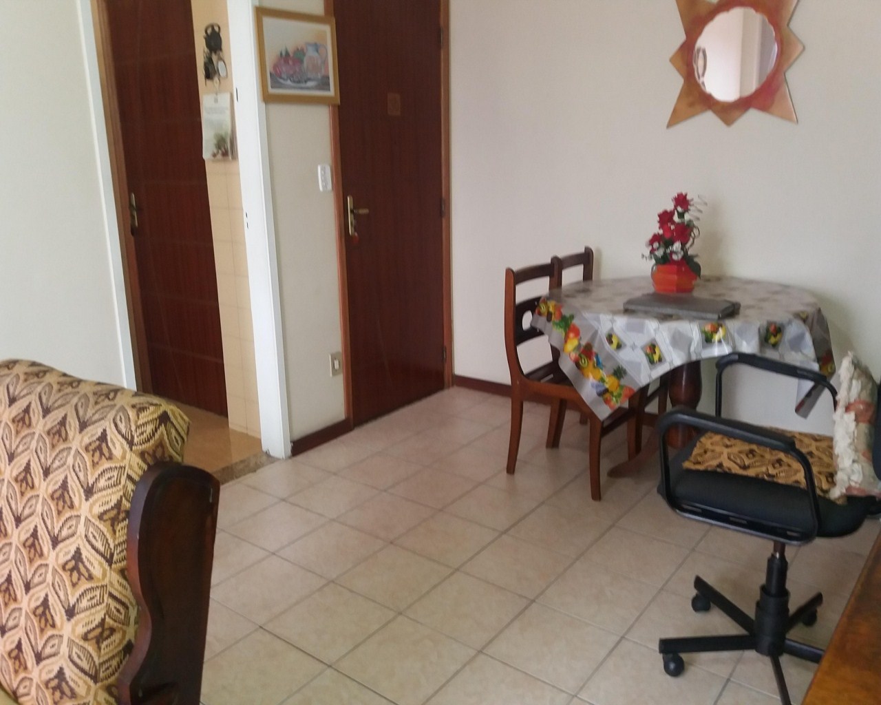 Apartamento à venda com 2 quartos, 81m² - Foto 1