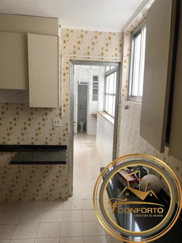 Apartamento à venda com 3 quartos, 140m² - Foto 4