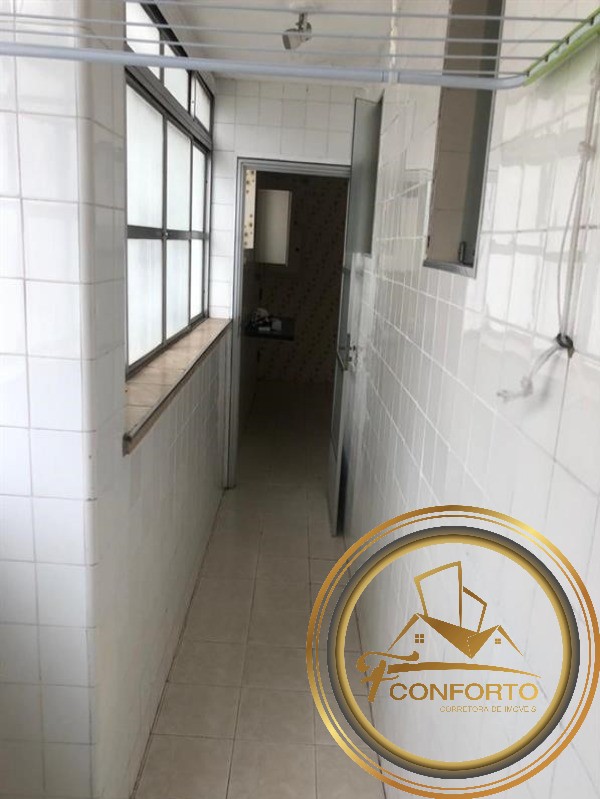 Apartamento à venda com 3 quartos, 140m² - Foto 7