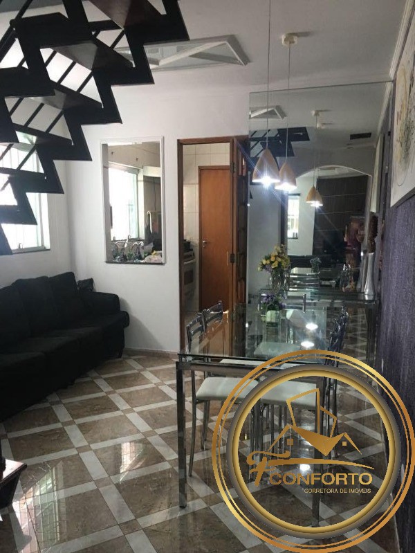 Sobrado à venda com 3 quartos, 240m² - Foto 1