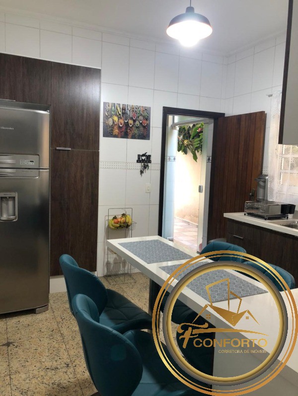 Sobrado à venda com 4 quartos, 300m² - Foto 36