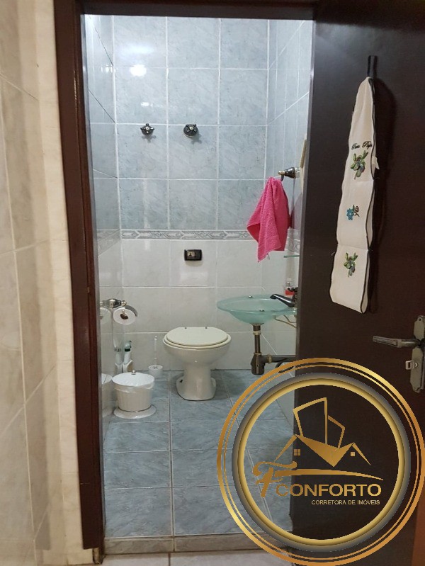 Sobrado à venda com 2 quartos, 195m² - Foto 15