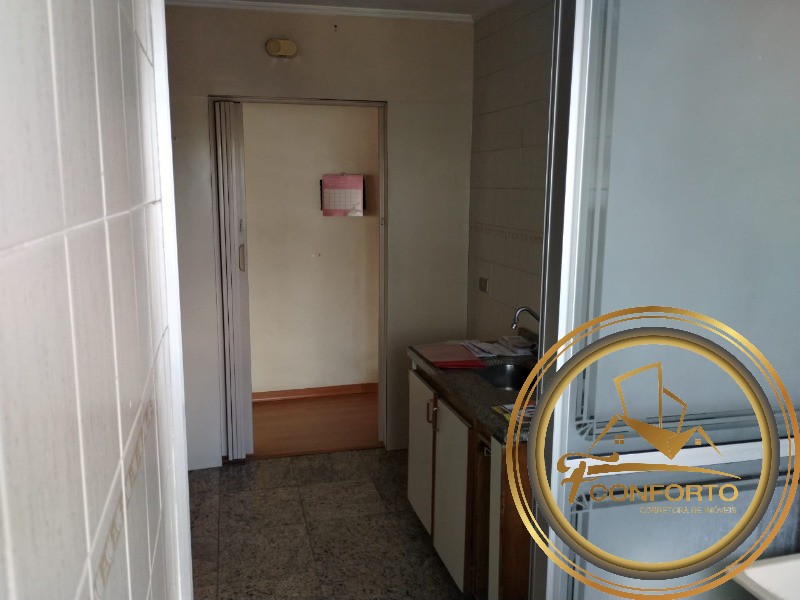 Apartamento à venda com 2 quartos, 62m² - Foto 11