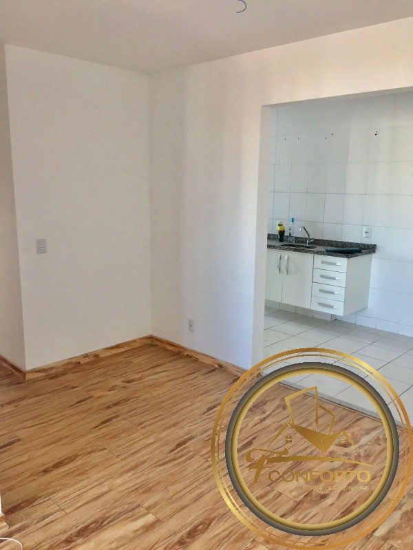 Apartamento à venda com 3 quartos, 80m² - Foto 2