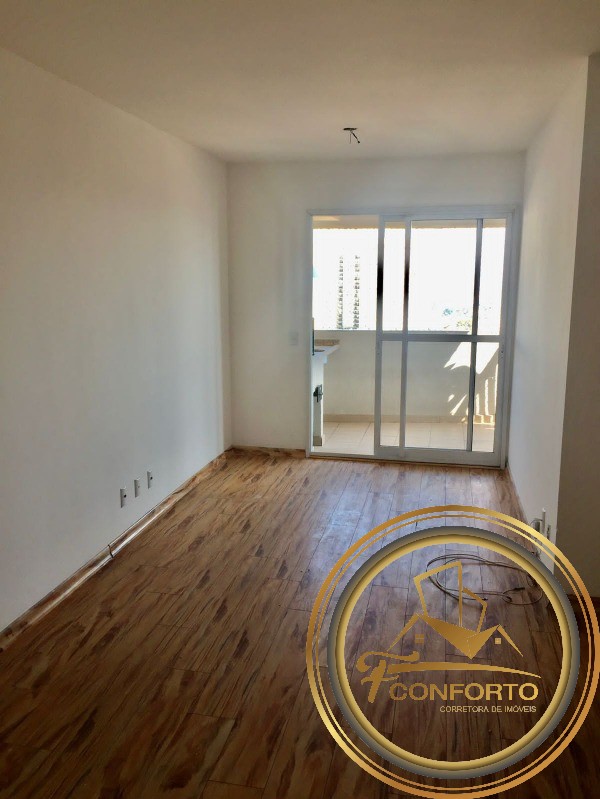 Apartamento à venda com 3 quartos, 80m² - Foto 1