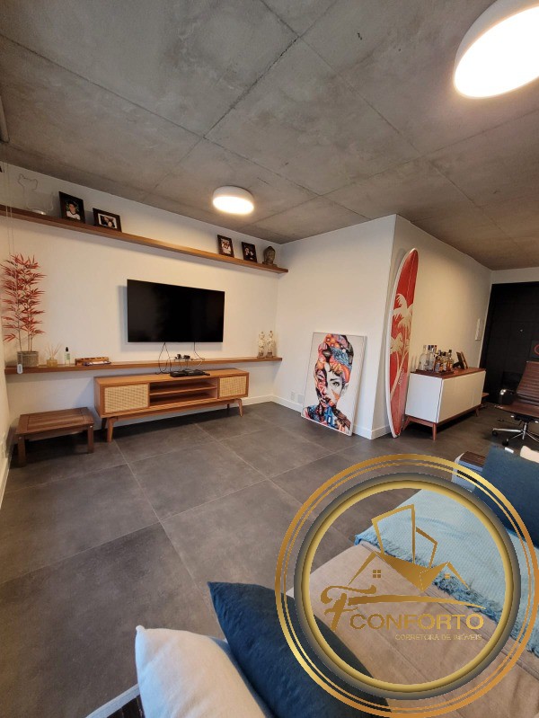 Apartamento à venda com 2 quartos, 70m² - Foto 5