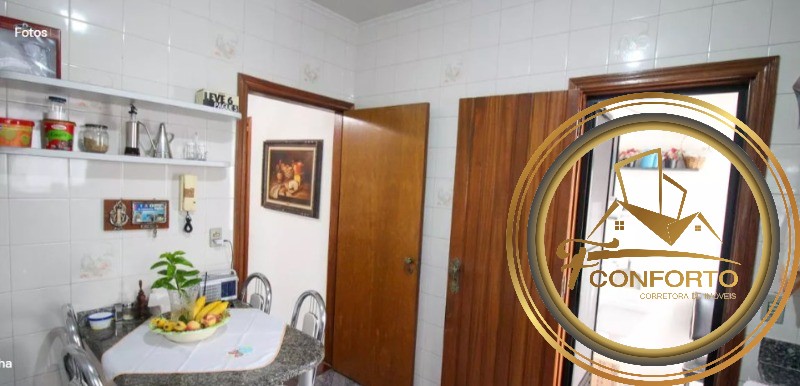 Casa à venda com 3 quartos, 250m² - Foto 16