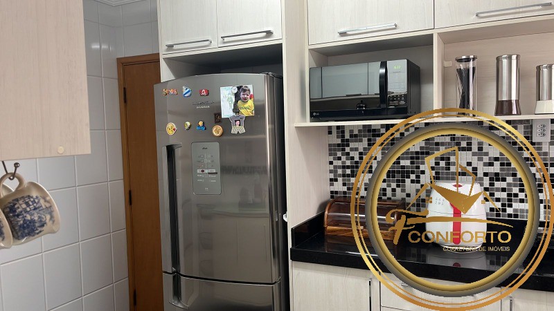 Apartamento à venda com 3 quartos, 123m² - Foto 10