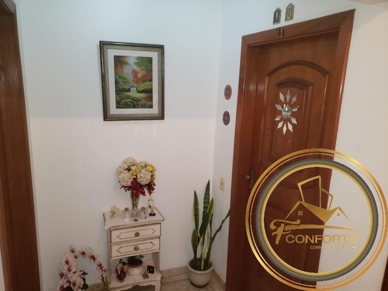 Apartamento à venda com 3 quartos, 106m² - Foto 19