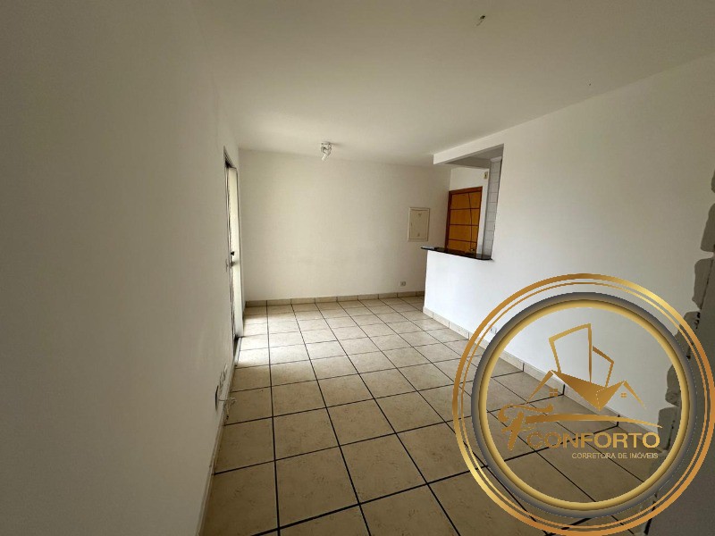 Apartamento à venda com 3 quartos, 70m² - Foto 4