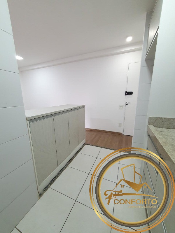 Apartamento à venda com 2 quartos, 60m² - Foto 10