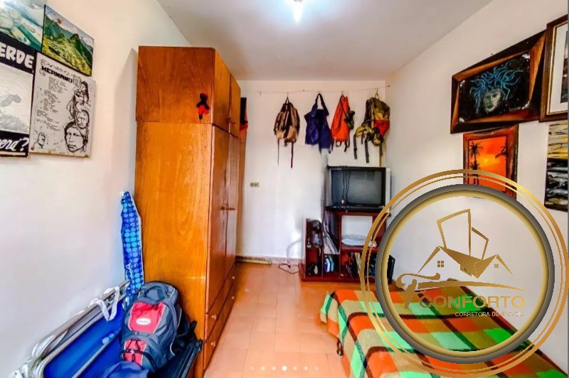 Sobrado à venda com 4 quartos, 200m² - Foto 12