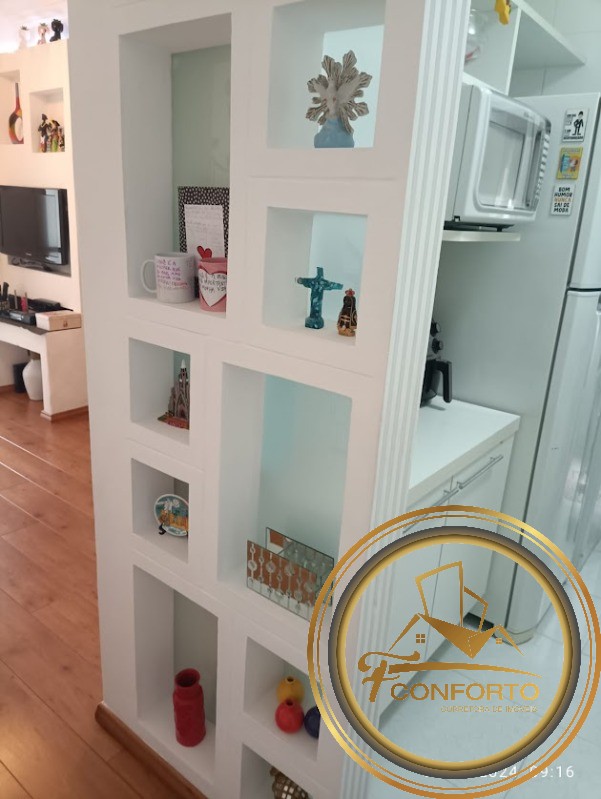 Apartamento à venda com 2 quartos, 52m² - Foto 15