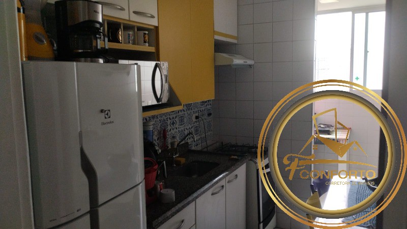 Apartamento para alugar com 3 quartos, 75m² - Foto 3