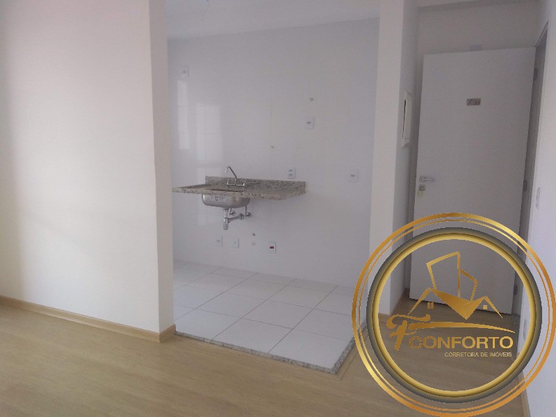 Apartamento à venda com 2 quartos, 58m² - Foto 4