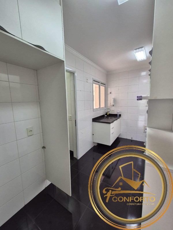 Apartamento à venda com 3 quartos, 87m² - Foto 12