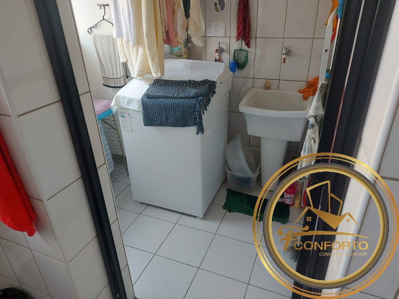 Apartamento à venda com 2 quartos, 60m² - Foto 10