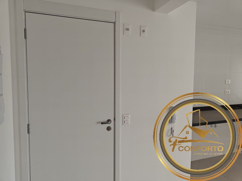 Apartamento à venda com 3 quartos, 144m² - Foto 12