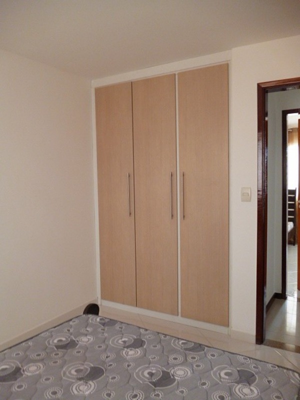 Apartamento para alugar com 2 quartos, 70m² - Foto 12